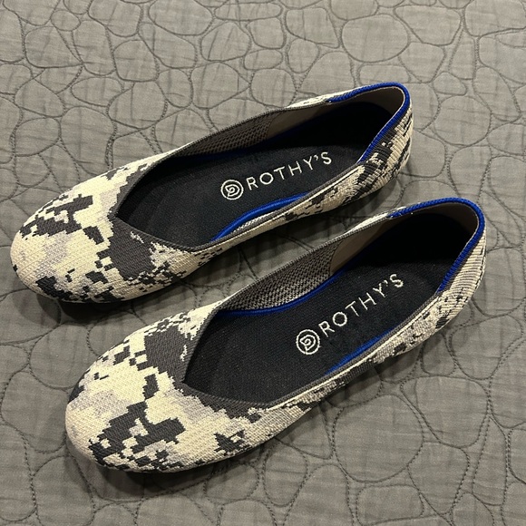 Rothy's Shoes - Rothy's Women's Camo Flats Size 10